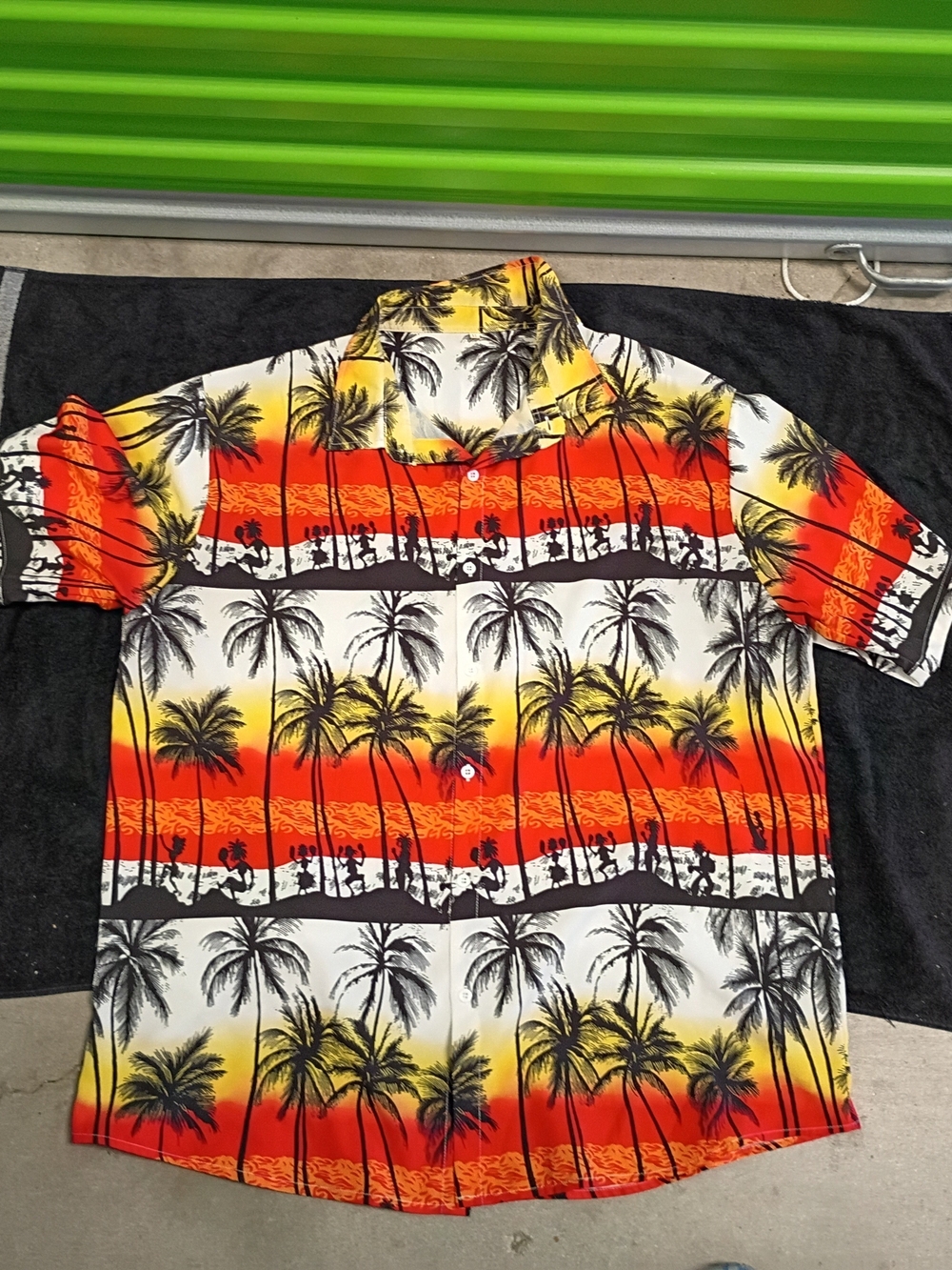 Men's Tropical Palm Print Short Sleeve Shirt - Red, Orange, Yellow